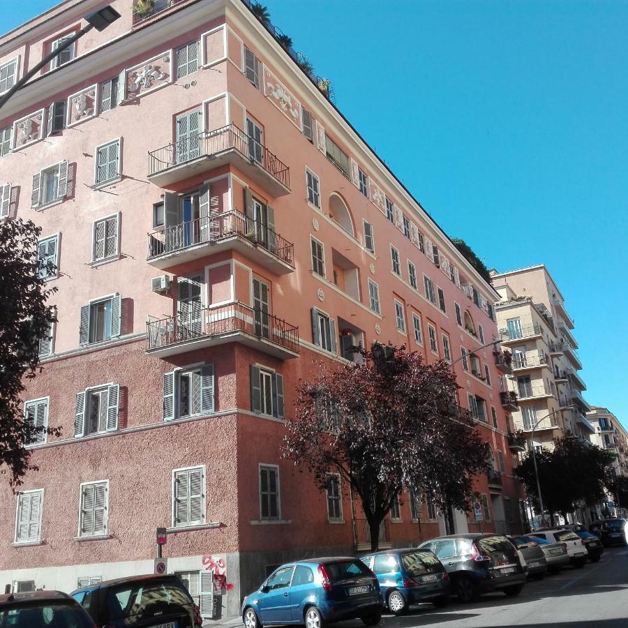 Апартаменты Casa Gaby Рим Экстерьер фото